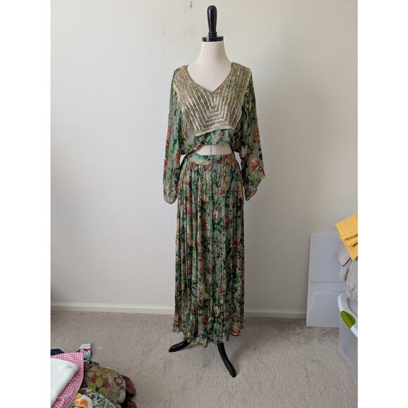 Basanti Kapde Aur Koffee Two-Piece Chinon Green Floral L/XL - Picture 13 of 16
